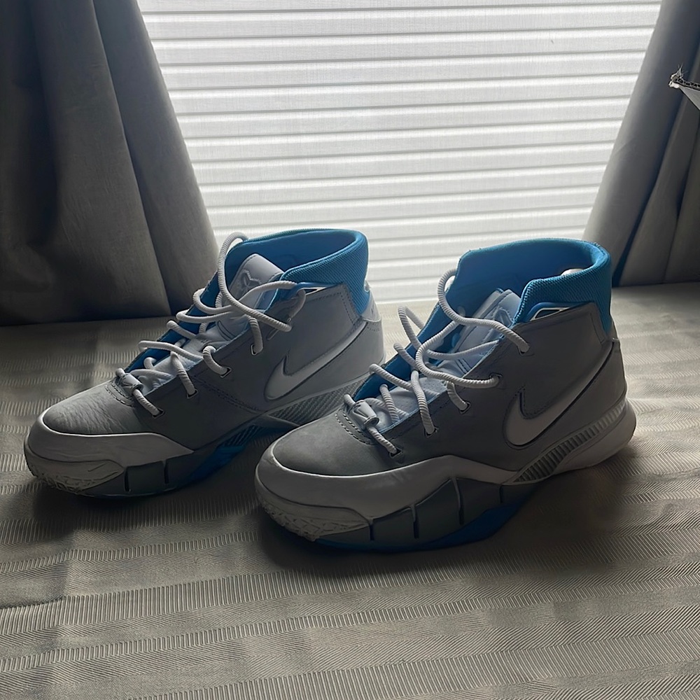 KOBE Protro - Mens Size 8